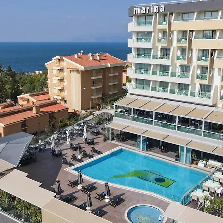 Marina Hotel