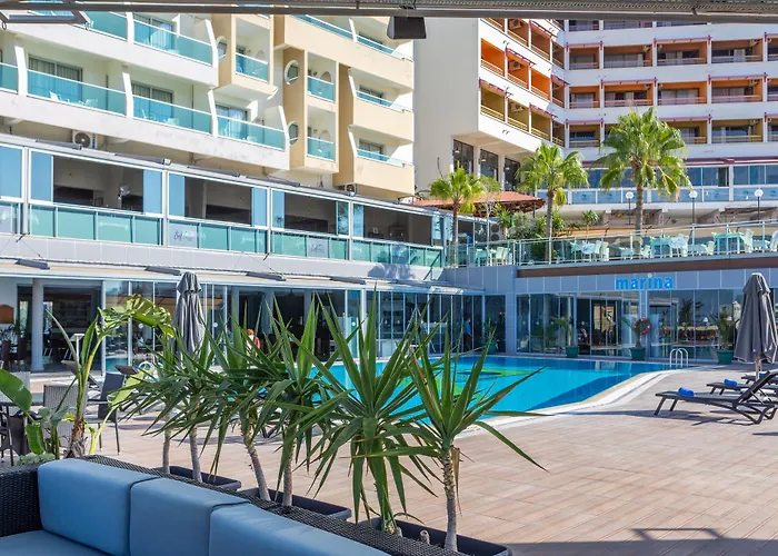 Marina 4* 库萨达斯