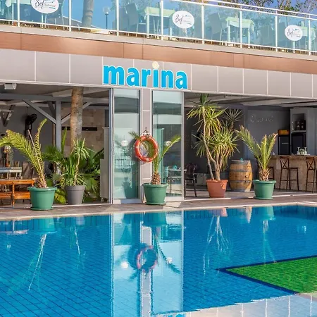 Marina 4*