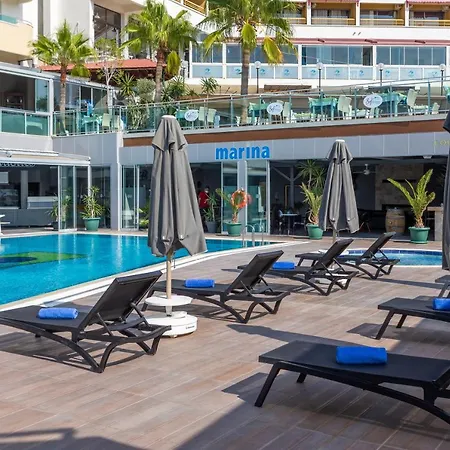 Marina Hotel