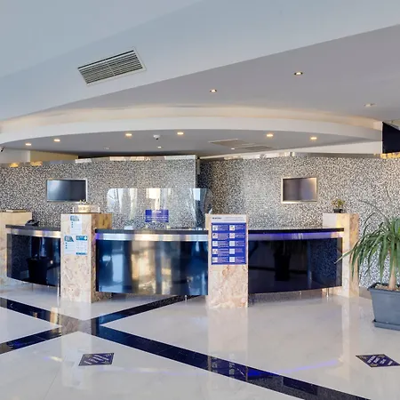 Marina Hotel