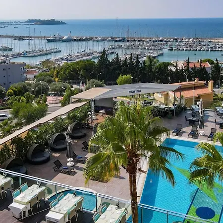 Ξενοδοχείο Marina Κουσάντασι