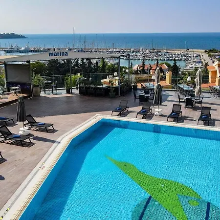 Ξενοδοχείο Marina Κουσάντασι